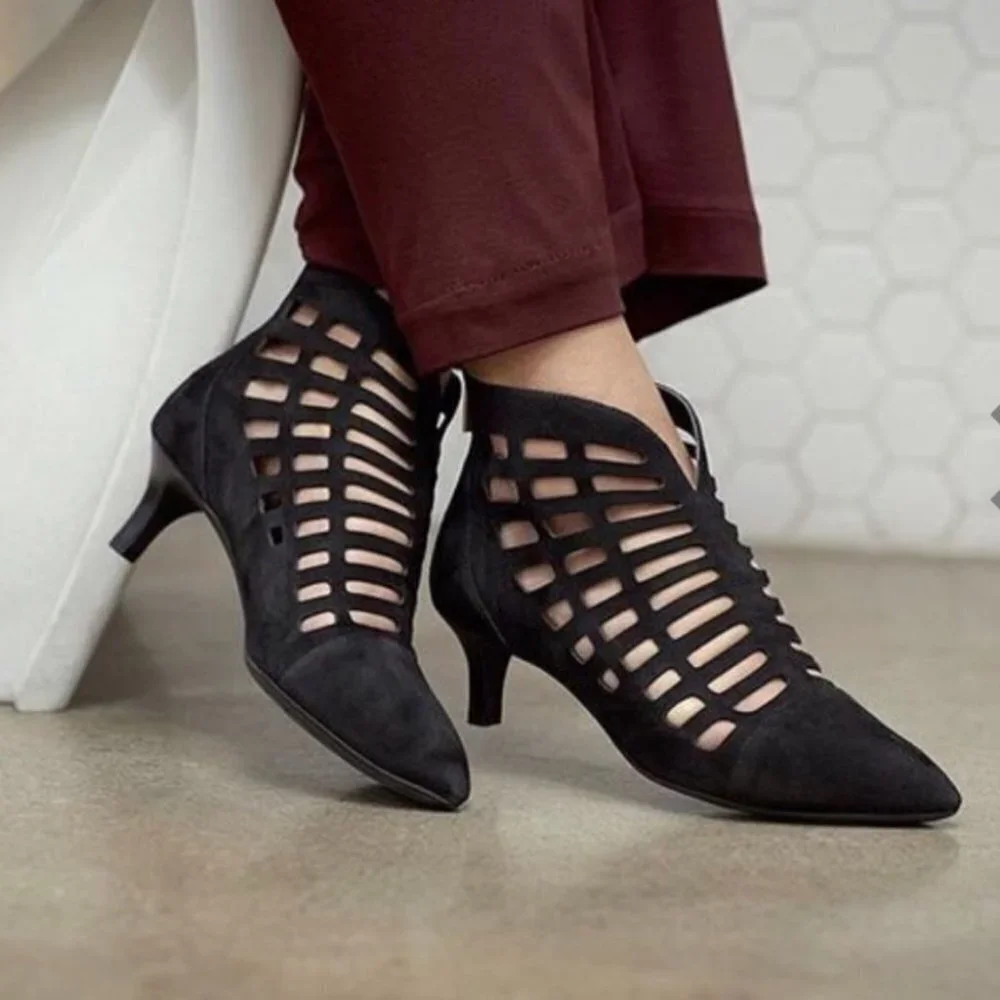 Rockport Black Cutout Kalila Suede Bootie - Picture 2 of 16